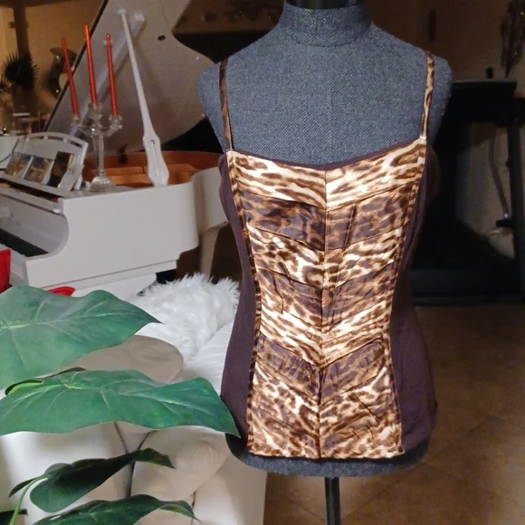 Cache Tank - Picture 1 of 5